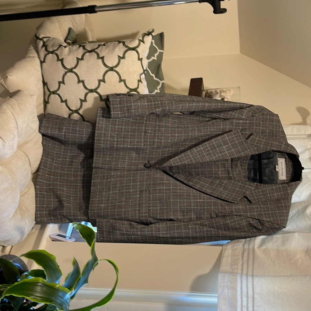David  Benjamin suit size 5/6